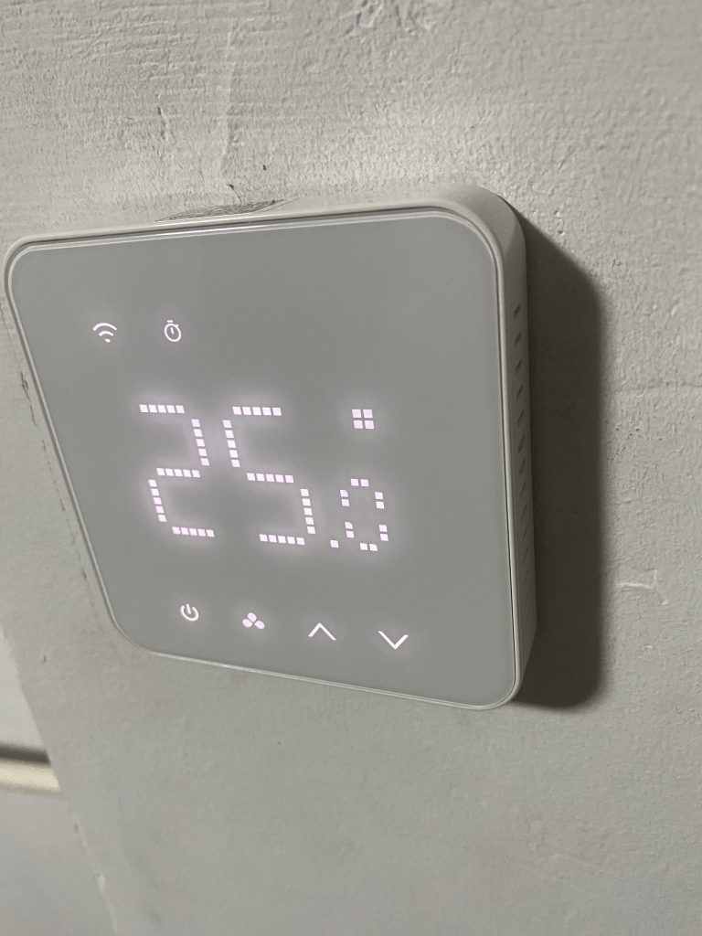 smart-termostat-wi-fi-meross-mts200
